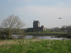 Dunguaire Castle t is named after the fort that was here before the tower house was built. 