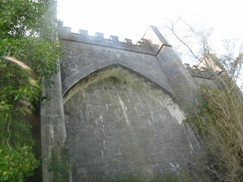 Birr Castle Telescope - The massive 58’ tube of the telescope is supported by walls 23 feet apart, 40 feet high and 71 feet long. 